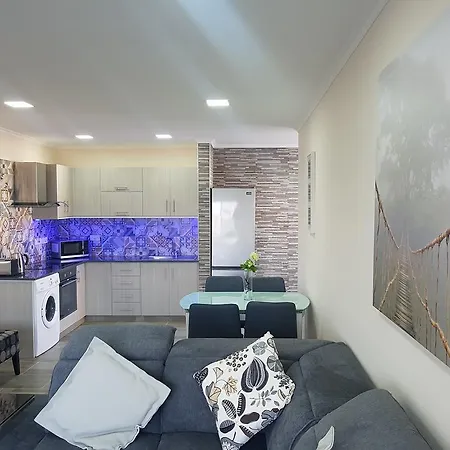 Apartman Karika 18